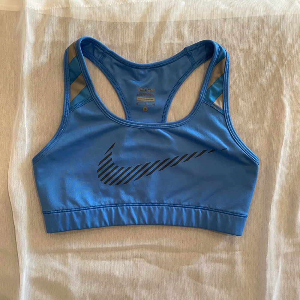 Nike Pro sports bra